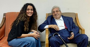 فاروق فلوكس مازحا: عندى متاعب بالمرارة والكلى والقلب بس صحتى بمب..فيديو
