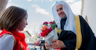 ​​تضامن علماء المسلمين مع دعوة ​أمين عام رابطة العالم الإسلامى بتوجيه طالبان نحو الاعتدال.. "الجامعات الإسلامية" تؤيد.. "مسلمو ألمانيا": ديبلوماسية دينية لتحقيق الأخوة الإنسانية.. و"الاسكندنافي للعلاقات" يتضامن