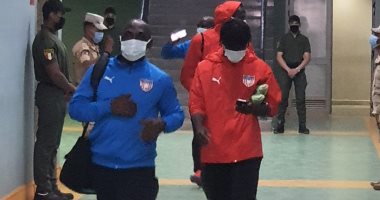 منتخب ليبيريا يصل برج العرب استعدادا لمواجهة الفراعنة وديا.. صور