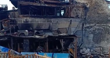 فى انتظار الهدم والترميم.. بث مباشر من مكان حريق مطعم جليم بالإسكندرية