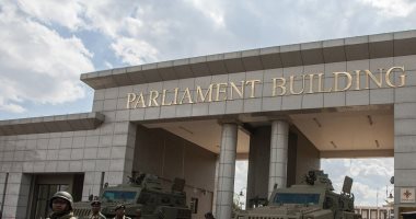 انتحار وزير سابق داخل برلمان مالاوى لخلاف حول استبدال سيارته التالفة