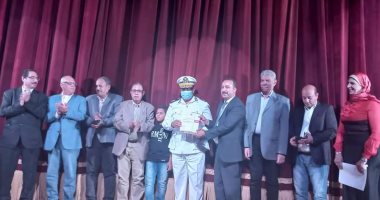 قصور الثقافة بشرم الشيخ تنظم الصالون الثقافى وتحتفل بيوم الوفاء لشهداء الوطن
