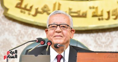 مجلس النواب يوافق على عقد جلساته العامة أيام الأحد والإثنين والثلاثاء.. صور