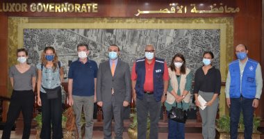 نائب محافظ الأقصر يلتقى بوفد من الوكالة الإيطالية للتعاون الإنمائى.. صور