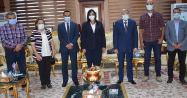 محافظ المنيا يستقبل نائب وزير السياحة لمتابعة تطوير مسار العائلة المقدسة