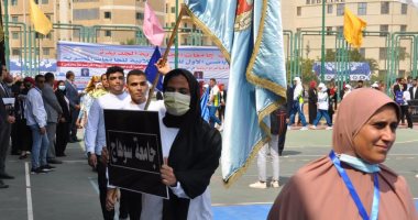 جامعة سوهاج تشارك بالمهرجان الأول للأسر الطلابية بكفر الشيخ.. صور