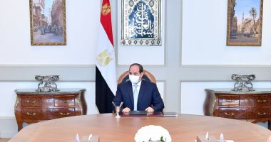 الرئيس السيسي يوجه بأهمية استكمال تطعيم طلاب الجامعات والعاملين بقطاع التعليم