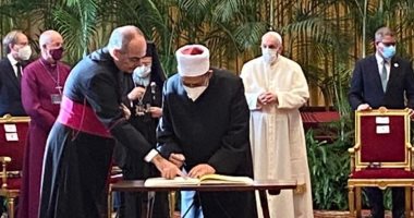 شيخ الأزهر يوقع على نداء قادة الأديان بشأن التغير المناخى