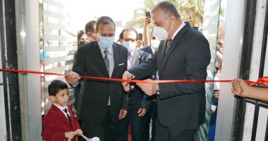 محافظ سوهاج يفتتح معرضا للفنون التشكيلية بقصر ثقافة سوهاج.. صور