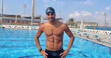 السباح العالمى سيد باروكى يكشف تفاصيل محاولته عبور قناة السويس غدا لدخول موسوعة جينيس.. لايف وصور