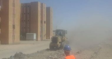 حياة كريمة بقنا .. تسليم موقع مجمع الخدمات الزراعية بحجازة
