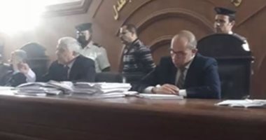 محاكمة المتهم بقتل الشيخ عماد محفظ القرآن الكريم بالبحيرة.. لايف