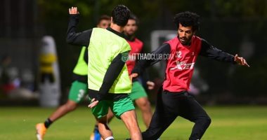 الحماس يسيطر على تدريبات الاتحاد السكندرى وتنافس كبير بين اللاعبين.. صور