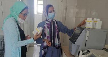 ضبط 3 منشآت طبية تدار بدون ترخيص وأدوية منتهية الصلاحية بالبحيرة