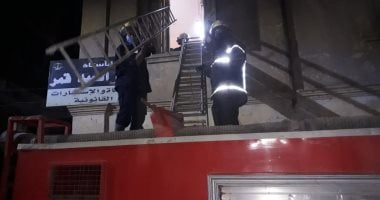 الحماية المدنية تنقذ قطة عالقة فى منزل مهجور بالسنطة