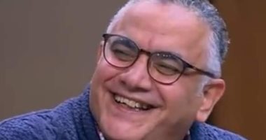 "الجسر" أول عرض صعيدى يقدم على المسرح القومى ويجمع فنون التحطيب 