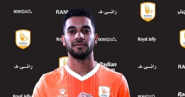 فاركو يعلن التعاقد مع إسلام جمال من سموحة 4 مواسم .. صور