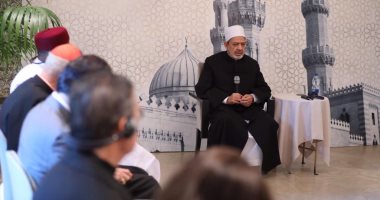 شيخ الأزهر لأعضاء تحكيم جائزة زايد للأخوة: ضعوا مشاهد المشردين واللاجئين نصب أعينكم
