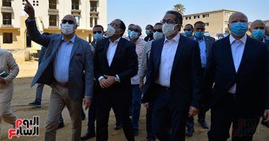 رئيس الوزراء يتابع بدء العمل بتطوير حديقة الفسطاط   