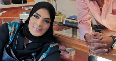 حورية فرغلى بالحجاب فى كواليس "أيام وبنعيشها"