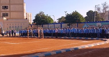 إصابة تلميذ سقط من الطابق الثانى بمدرسة فى قنا
