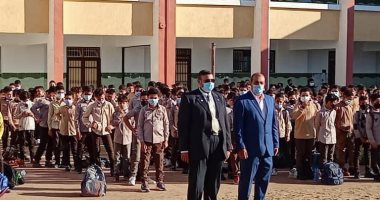 رئيس مدينة الجمالية يتفقد المدارس فى أول يوم دراسى بالدقهلية.. صور