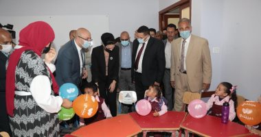 مؤسسة "حياة كريمة" تفتتح المجمع التعليمى بقرية الرياض فى بنى سويف.. صور