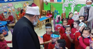الدراسة تنتظم بالمعاهد الأزهرية.. التشديد على منع استخدام المحمول داخل الفصول.. حظر التدخين داخل حرم المعهد.. التأكد من وجود الزائرة الصحية وتوفير المطهرات.. وتخصيص الحصة الأولى للحديث عن انتصارات أكتوبر 