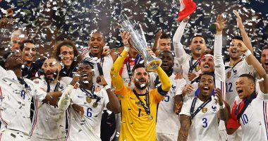 مراسم تتويج نجوم منتخب فرنسا بلقب دوري الأمم الأوروبية.. فيديو وصور