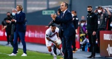 لاسارتى يدافع عن سانشيز ولا يخشى مستقبله مع منتخب تشيلى