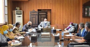 4193 طالبا يؤدون اختبار اللغة الإنجليزية بمركز اللغات والترجمة بجامعة بنى سويف