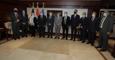 بروتوكول تعاون بين قناة السويس وهيئة التأمين الصحى الشامل بالإسماعيلية