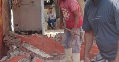 إزالة التعديات على أملاك الدولة بسوق محمود طلعت بمدينة نصر.. صور