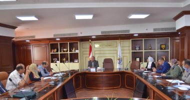سكرتير عام بنى سويف يبحث كيفية توسيع نطاق الخدمات المقدمة