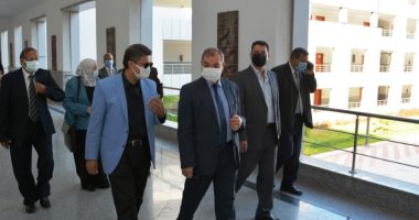 رئيس جامعة دمياط يستقبل أعضاء اللجنة التخطيطية العليا بقطاع علوم الحاسب