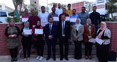 جامعة سوهاج تكرم 21 متدربا فى ختام برنامج المفاهيم الأساسية لسلامة الغذاء