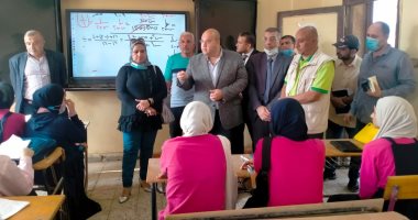 نائب محافظ الجيزة ومدير التعليم يحضران الطابور الصباحى بمدرسة كرداسة