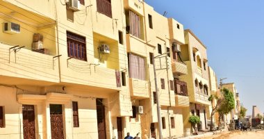 محافظ الأقصر: انتهاء طلاء 1900 منزل من أصل 2000 على طريق الكباش