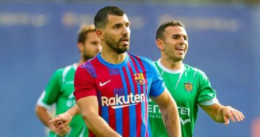 كومان يحسم موقف أجويرو من مباراة برشلونة ضد فالنسيا في الليجا