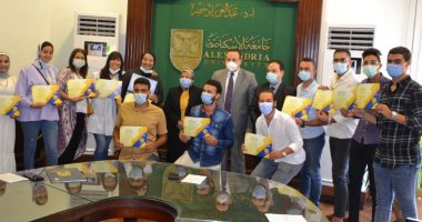 جامعة الإسكندرية تفوز بالمركزين الأول والثانى بالمهرجان الغنائى بالجامعات المصرية
