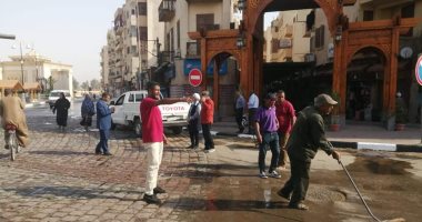 سكرتير مساعد الأقصر تتابع حملات النظافة وإزالة التشوهات البصرية بشوارع المدينة