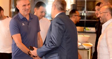 سفير مصر بكينيا يدعو بعثة الزمالك لمأدبة عشاء عقب لقاء توسكر
