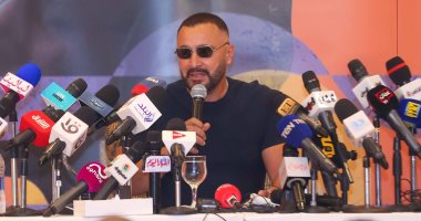 أحمد السقا ينعى دكتور فوزى فهمى فى ندوة تكريمه بالجونة