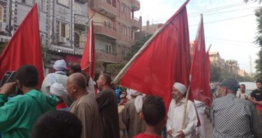 بالأحصنة والإعلام.. شاهد مسيرة الاحتفال المولد النبوى فى بنى سويف.. لايف وصور