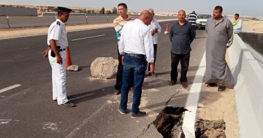 محافظ بنى سويف يوجه بسرعة إصلاح هبوط مفاجئ محدود على الطريق الصحراوى الغربى