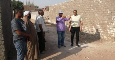 رئيس مدينة الأقصر يتابع ميدانيا شكاوى التعدى على أراضٍ ملك أهل النوبة.. صور