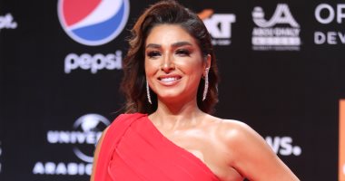 روجينا تعود من الجونة لتصوير "مربع برمودة" مع مصطفى خاطر.. اليوم