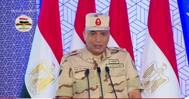 رئيس الهيئة الهندسية يستعرض أمام الرئيس رؤية مصر 2030 ومبادرة حياة كريمة