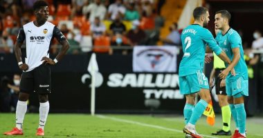 هل يشارك هازارد وكارفاخال فى كلاسيكو ريال مدريد وبرشلونة؟.. تقارير تجيب
