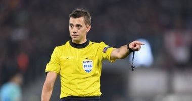 الفرنسي توربين حكما لمباراة برشلونة ضد دينامو كييف في دوري أبطال أوروبا